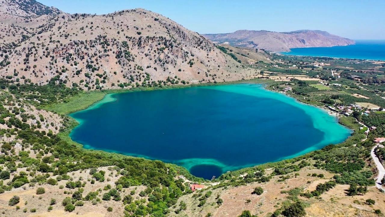 Гостевой дом Artemida Pansion Kournas Экстерьер фото